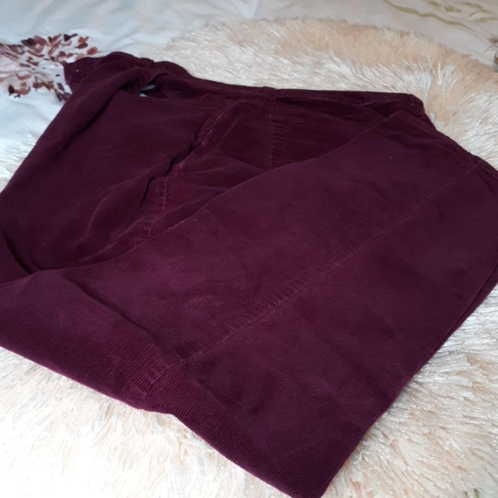 Authentic St John's Bay corduroys pants
